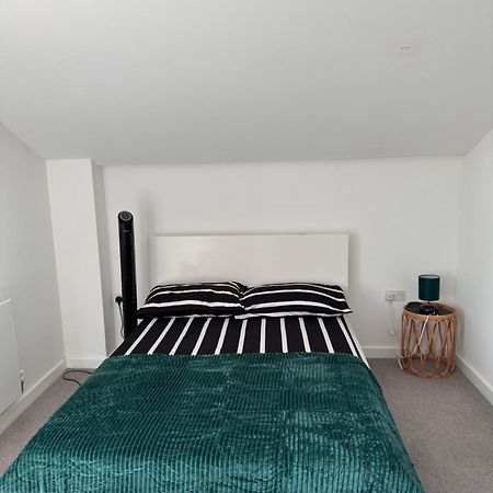 Uttsav Green - Affordable London Zone 3 - Accessible Public Transport Londres Exterior foto