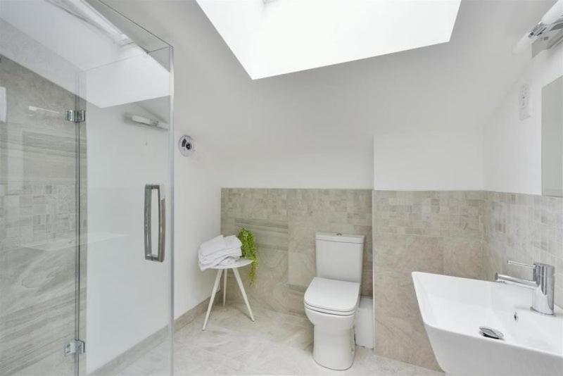 Uttsav Green - Affordable London Zone 3 - Accessible Public Transport Londres Exterior foto